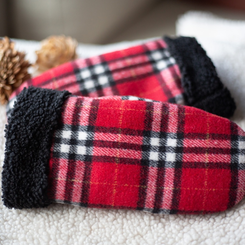 New Women's Red Plaid Mittens Faux Fur Lined Sherpa Winter Fashion Gloves